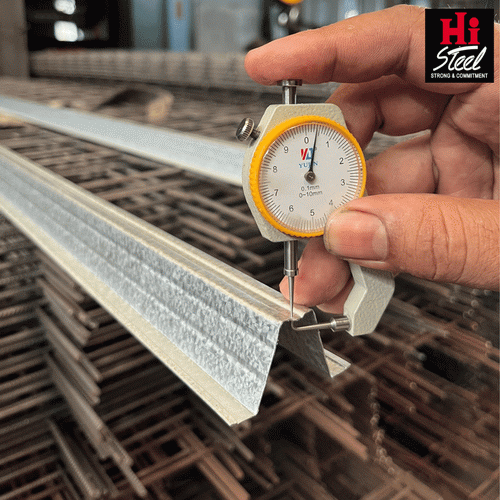 Baja Ringan Reng 0.45mm Hi Steel Baja Ringan Reng 0.45mm Hi Steel
