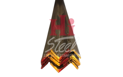 Besi Siku 30 X 30 X 2.4mm X 6m (28 X 28 X 2.4mm X 6m)