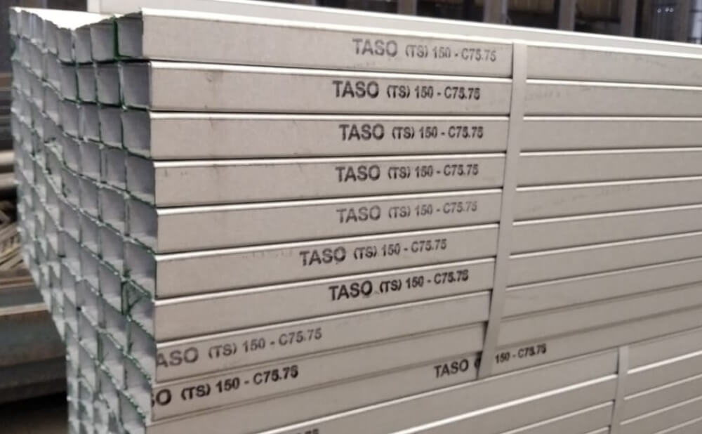 Baja Ringan Taso
